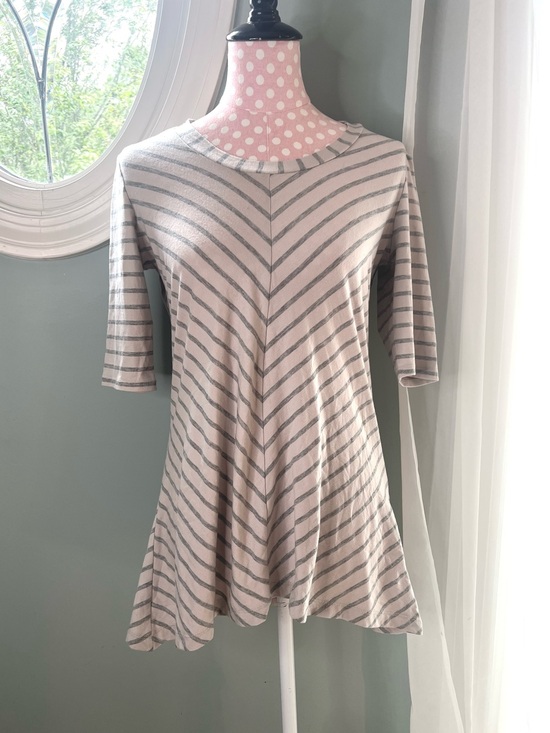 LOGO by Lori Goldstein Tops - LOGO by Lori Goldstein Tunic Top Size XS